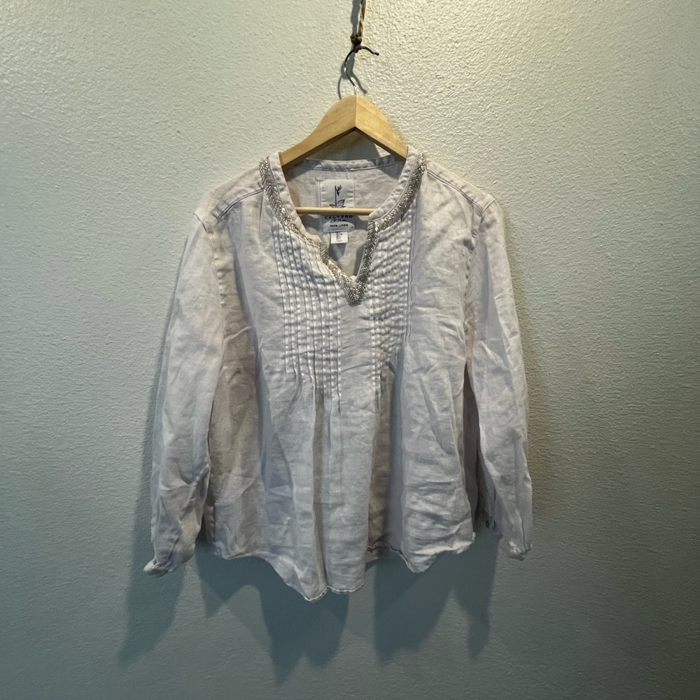 Calypso St. Barth Silver-Trimmed White Linen Shirt - Picture 3 of 10